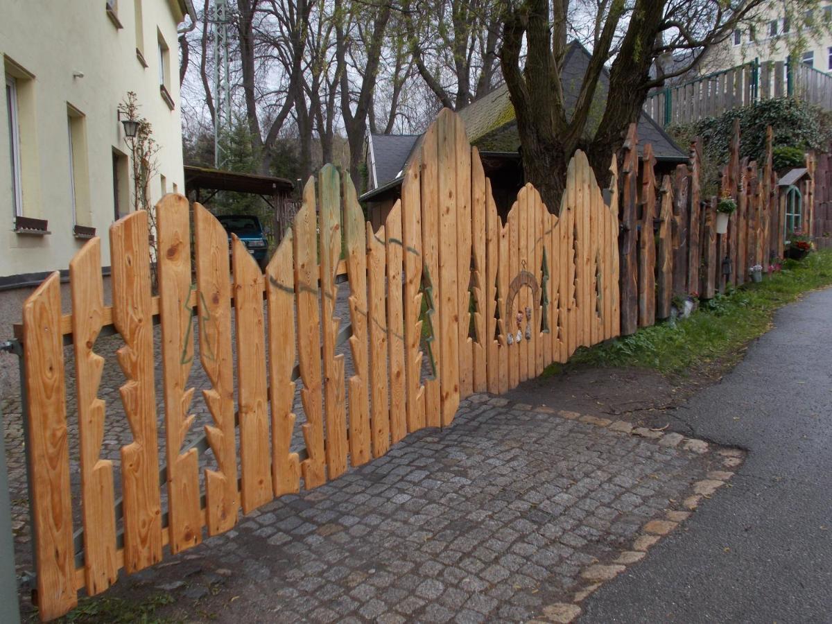 Ferienwohnung "Hinter Den Sieben Bergen" Schwarzenberg  Exterior photo