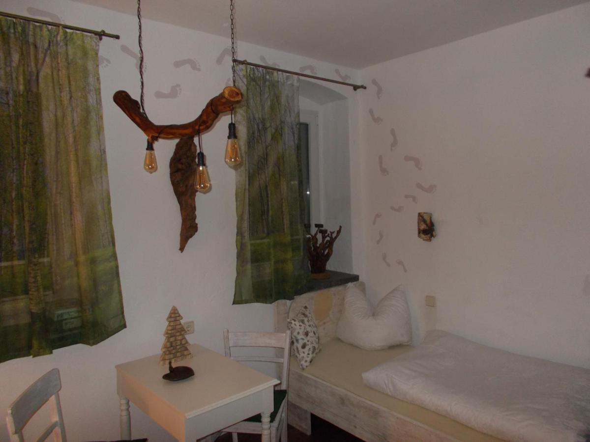 Ferienwohnung "Hinter Den Sieben Bergen" Schwarzenberg  Exterior photo